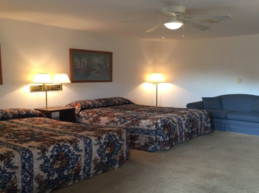 Comfort and Luxury Rooms in Abilene, KS