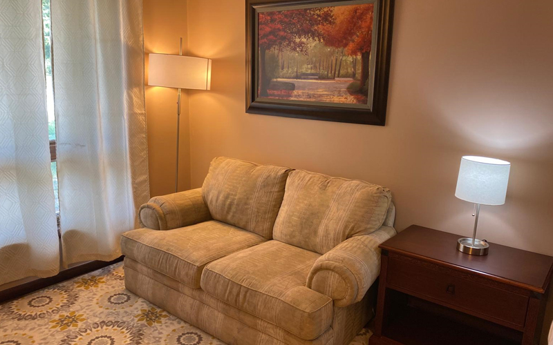 Comfortable Stay with Free WIFI and Parking in Abilene, KS