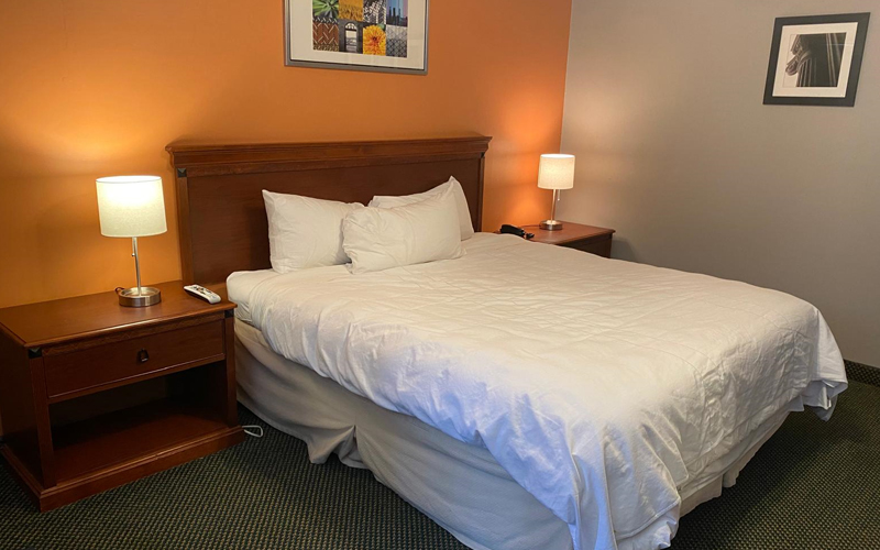 Comfortable Stay with Free WIFI and Parking in Abilene, KS