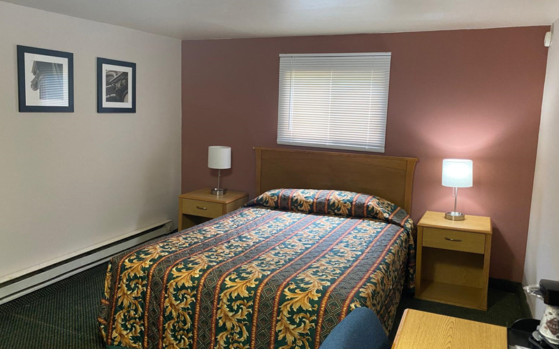 Motel with Free WIFI and Parking in Abilene, KS